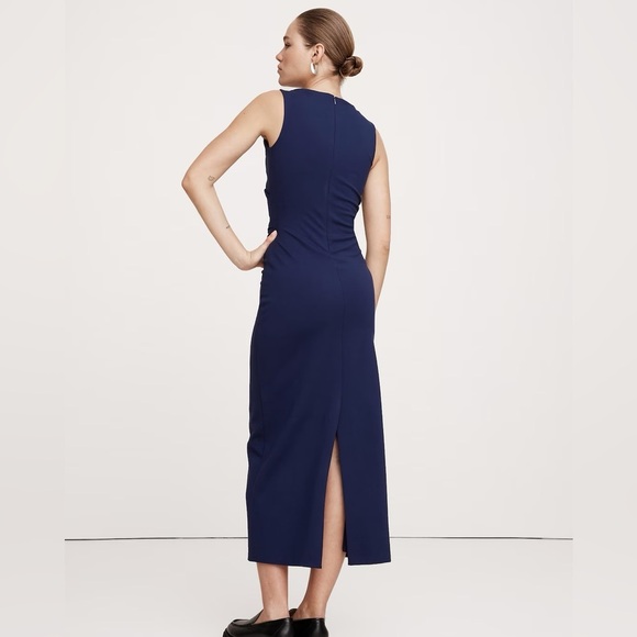 NWT! Banana Republic Icy Cove Blue Lightweight Ponte Maxi Dress - Multiple🪁 👜 - Picture 2 of 9